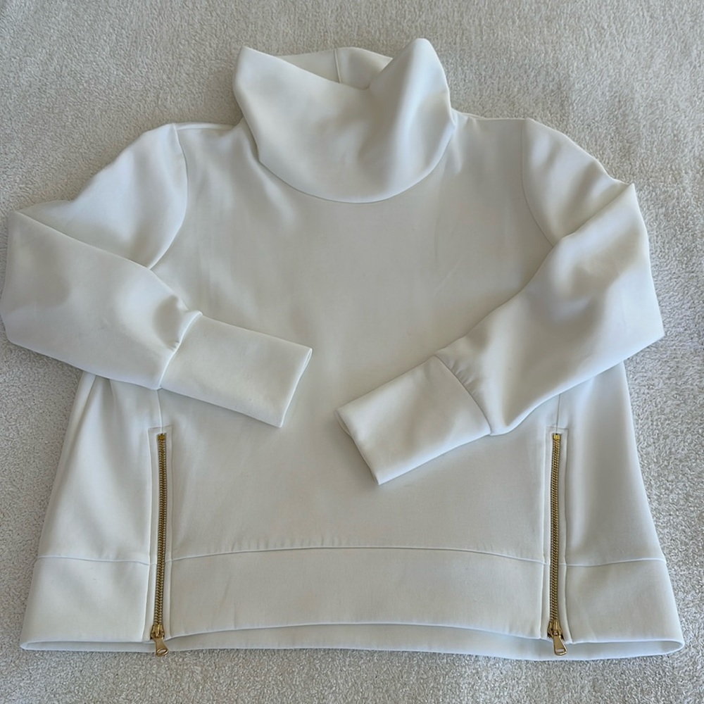 Addison Bay White Everyday Pullover Size M